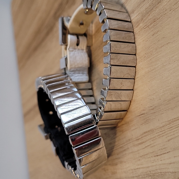 Black Vegan Leather and Metal Bracelet - Picture 2 of 6